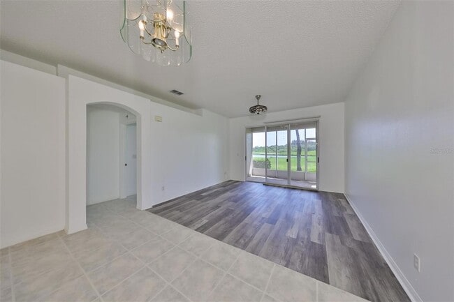 Building Photo - 633 Tremont Greens Ln