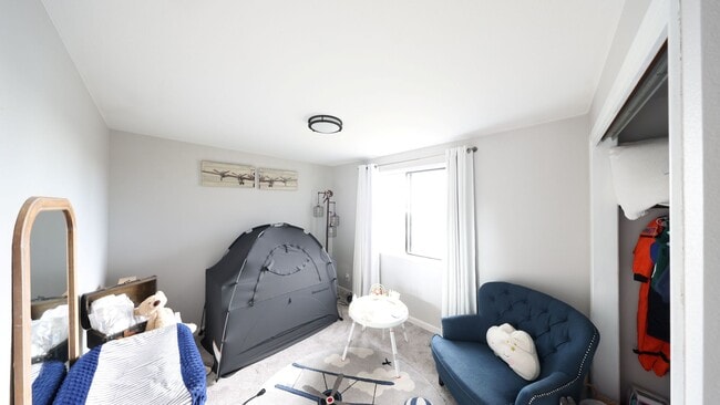 Building Photo - 3 Bed 2.5 Bath - View - Culdesac - Small Dog - NAS Whidbey