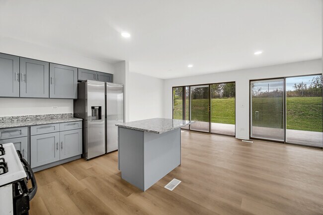 Building Photo - 1395 Alpine Ct