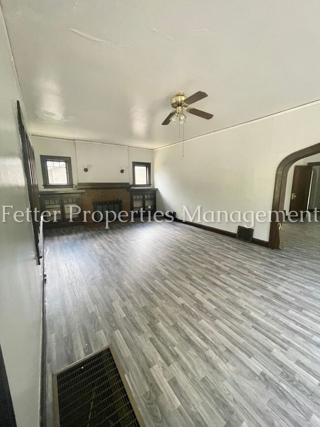Building Photo - Spacious & Newly Renovated!!!