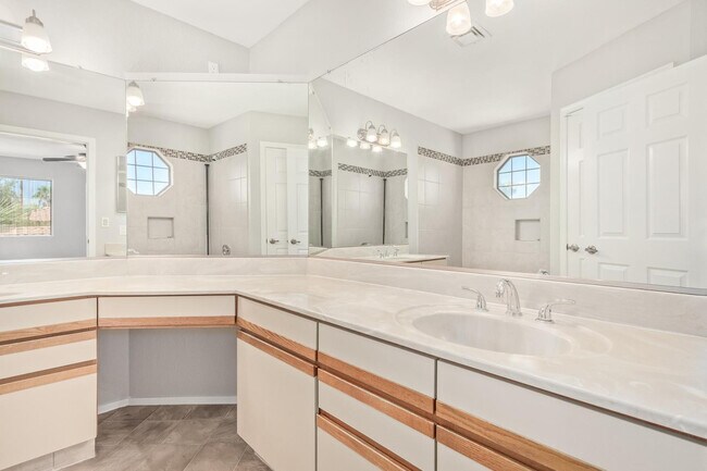 Building Photo - 7392 W Kristal Way