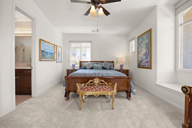 Building Photo - Exquisite Luxury Living in the Moorpark Country Club Estates