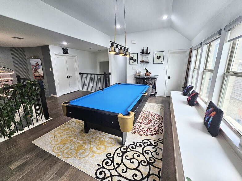 Game Room - 3004 Warrington