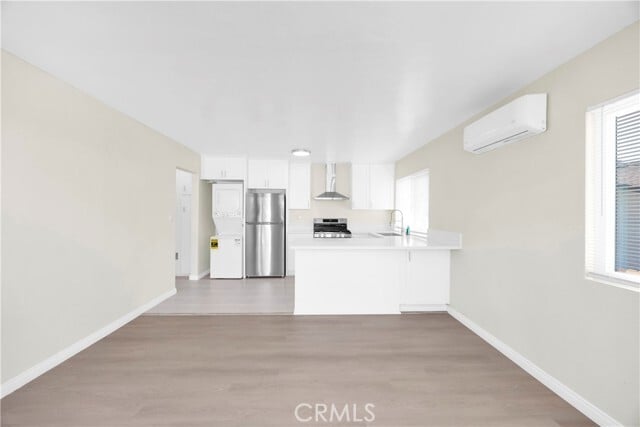 Building Photo - 213 Avenida Rosa
