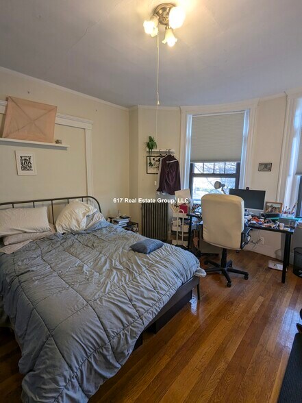 Building Photo - 1247 Beacon St