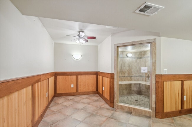 Building Photo - 43286 Canal Creek Pl