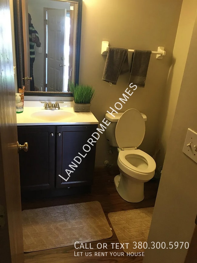 Building Photo - 2623 Bloom Dr