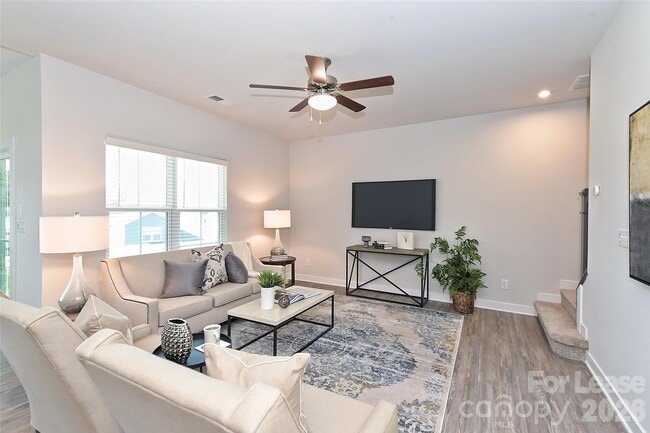 Building Photo - 12620 ES Draper Dr