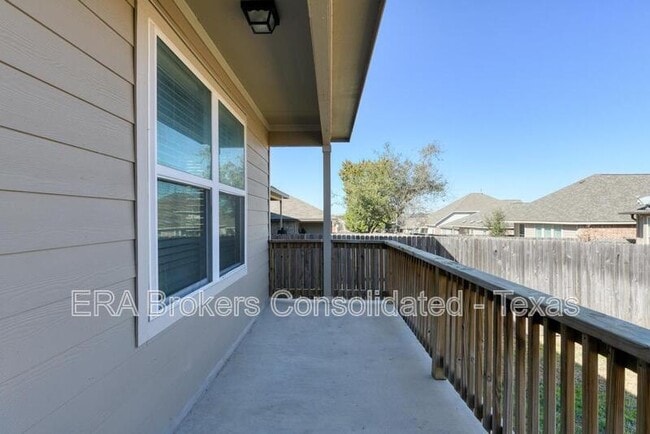 Building Photo - 6039 Akin Quay