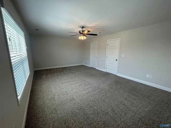 Building Photo - 14889 Imperial Dr