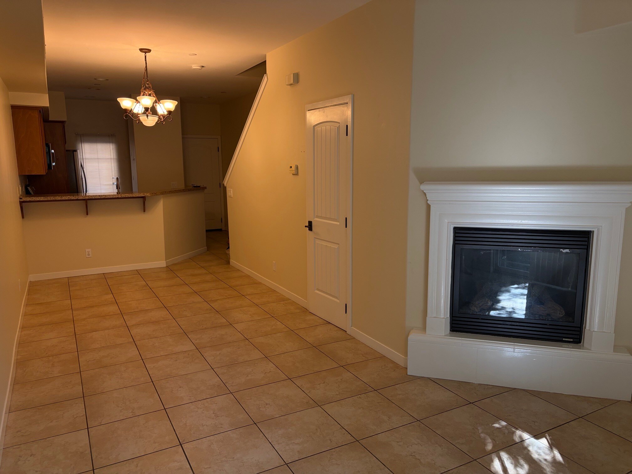 Building Photo - 345 Kellogg Way