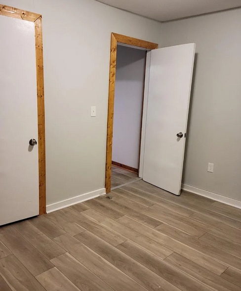 Building Photo - 1202 Ridgeland Rd