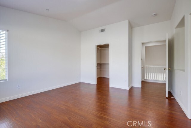 Building Photo - 321 N Riley Ct