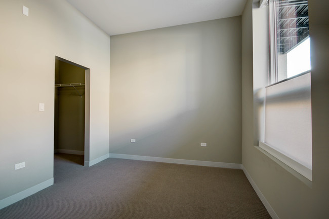 Floorplan - 851 West