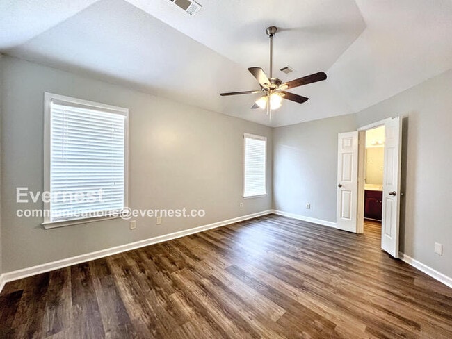 Building Photo - 7364 Appling Ridge Dr