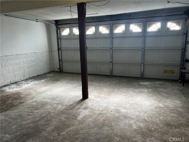 Building Photo - 20524 Missionary Ridge St