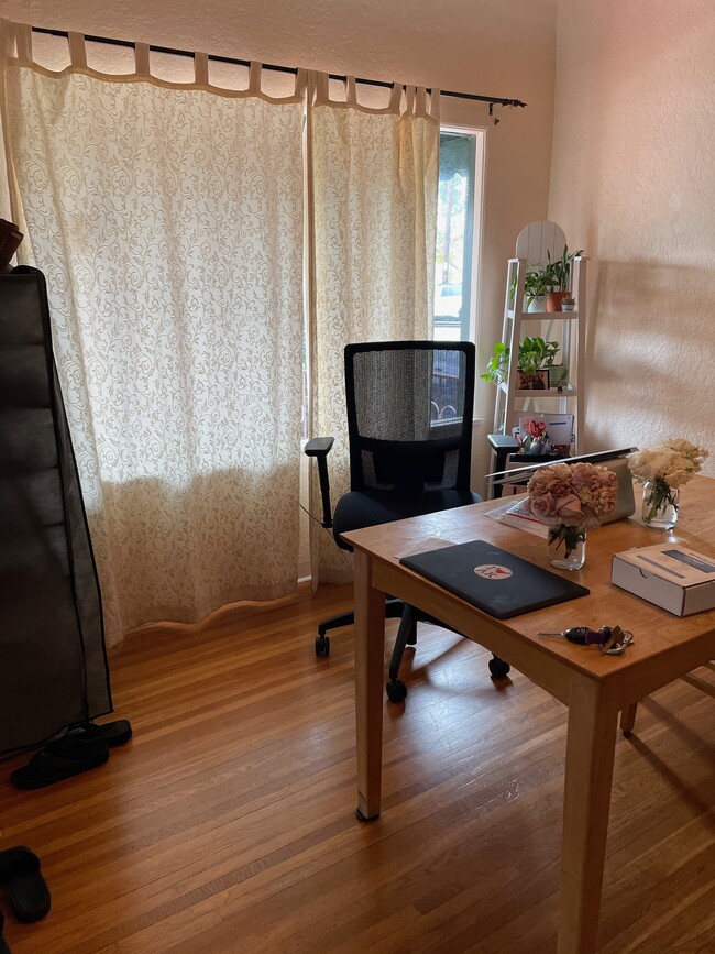 Dining Room 2 - 5456 Gilbert Dr