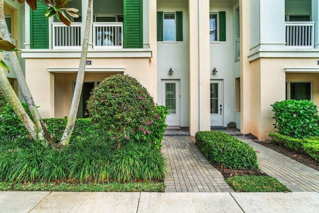 Building Photo - 7114 Edison Pl