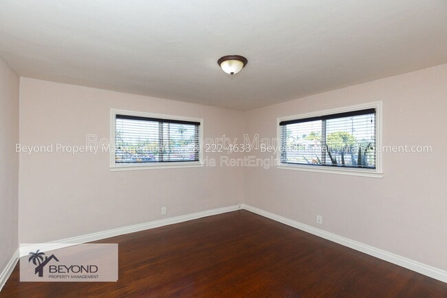 Building Photo - 815 Whaley St