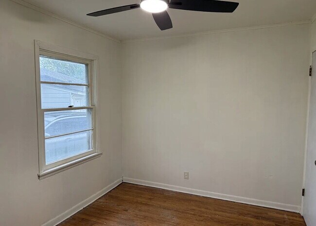 Building Photo - 317 N Atlanta St