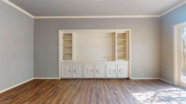 Building Photo - 12618 Misty Valley Dr