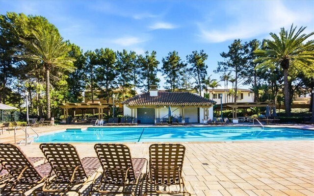 Building Photo - 86 Quail