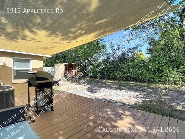 Building Photo - 5913 Appletree Rd