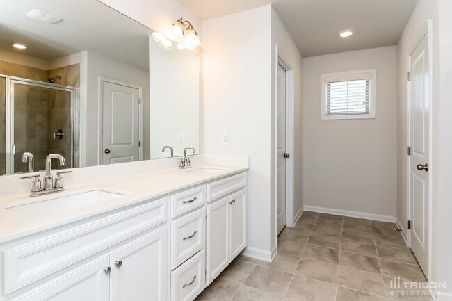 Building Photo - 83 Leyland Court Dallas GA