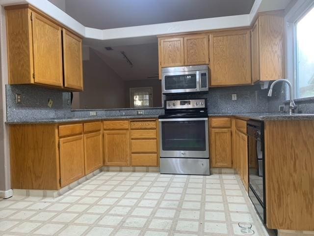 Building Photo - 1101 Citrus Ct