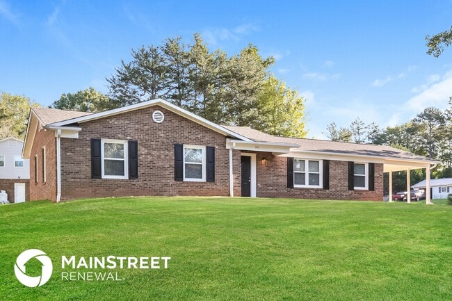 Building Photo - 310 Rolling Hills Ln