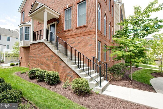 Building Photo - 2612 Maple Rock Rd