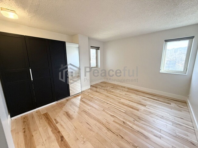 Building Photo - 515 S 1000 E