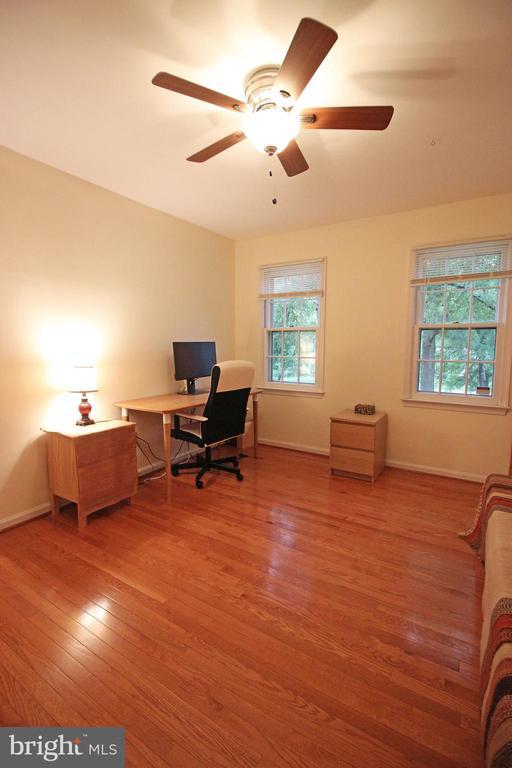 Building Photo - 5021 Hayload Ct