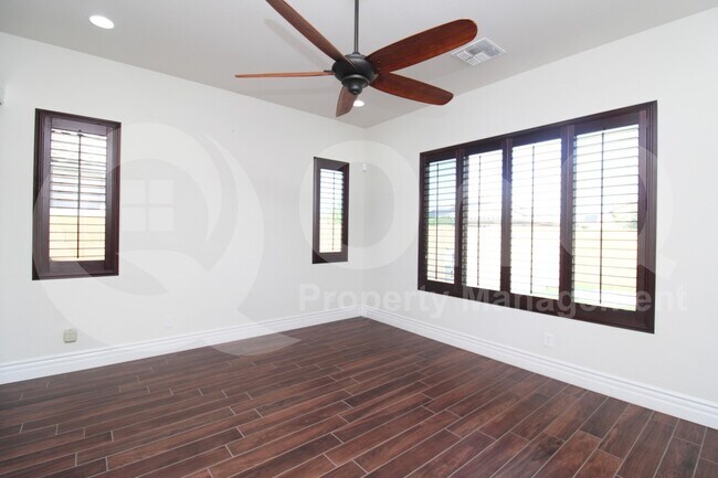 Building Photo - 26756 W Piute Ave