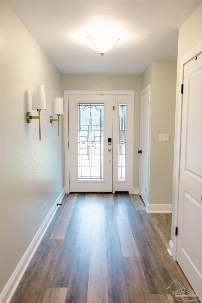 Building Photo - 5580 Homewood Rd