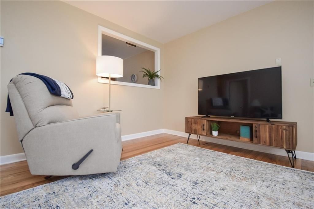 Building Photo - 70 Carroll Ave