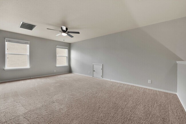 Building Photo - Beautiful 5-Bedroom Home for Rent in Valley Ranch!