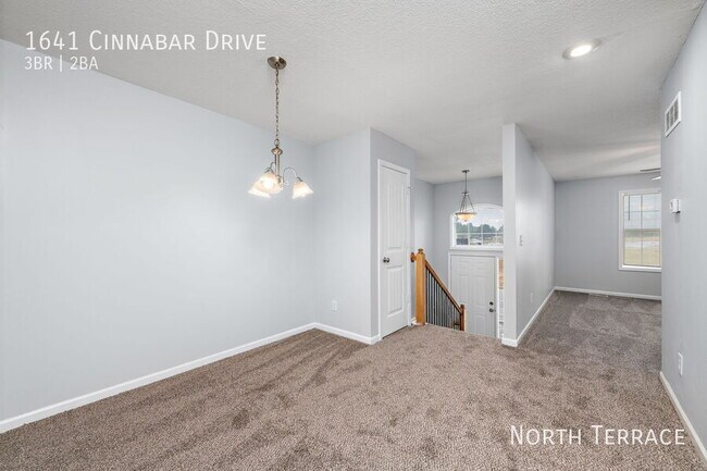 Building Photo - 1641 Cinnabar Dr