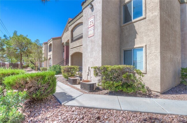 Building Photo - 7885 W Flamingo Rd