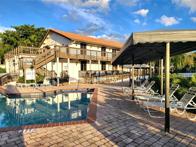 Building Photo - 9723 N New River Canal Rd