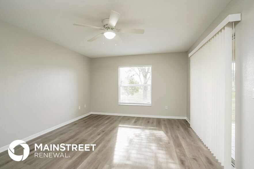 Building Photo - 1223 NW 9th Ave