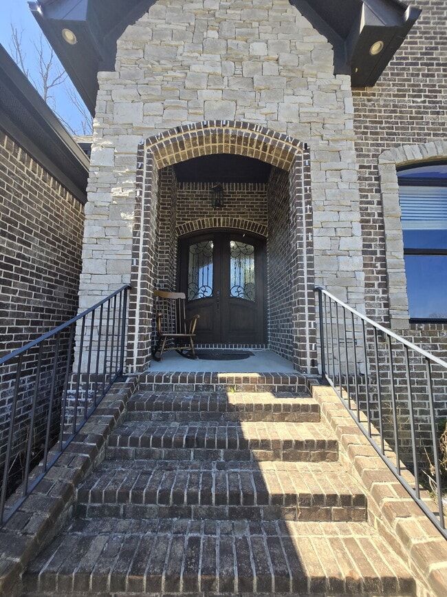 Building Photo - Amazing House In Windstone Available For Prelease