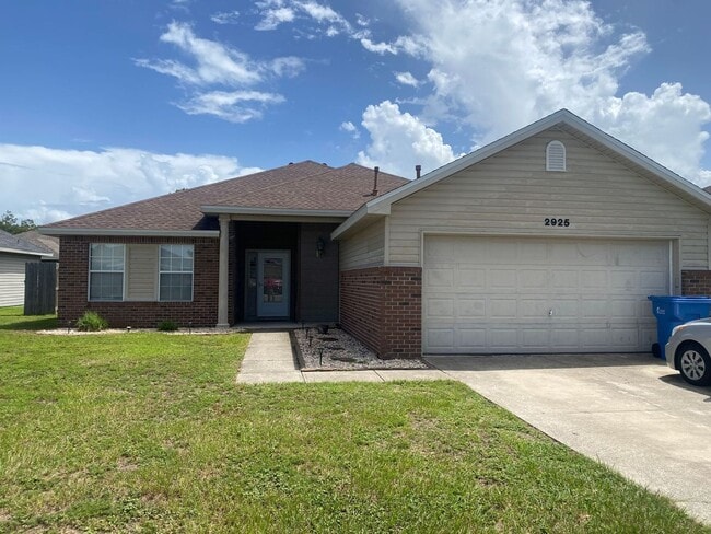 Primary Photo - Spacious 4Bed/2Ba in a Peaceful Cul-de-Sac...