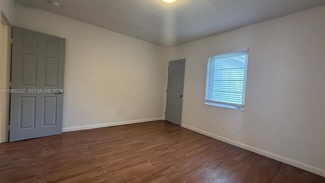 Building Photo - 4765 N Miami Ave