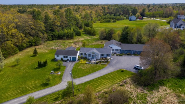 Building Photo - 757 Limerick Rd