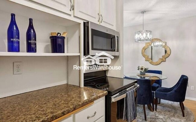 Building Photo - Available Now: Beautiful 2-Bedroom, 2-Bath...