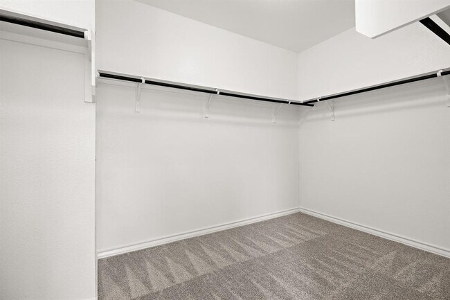 Building Photo - 148 Limonite Ln