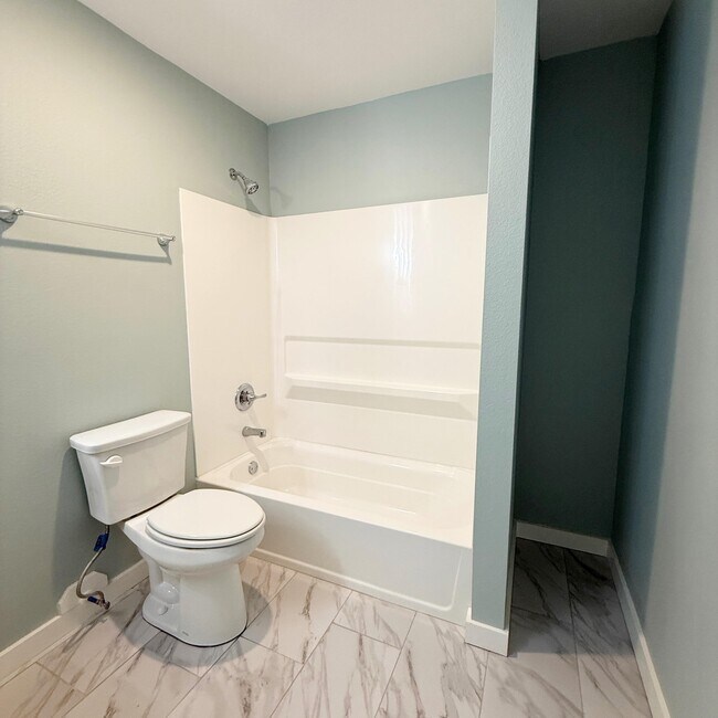 Building Photo - 2222 16th St