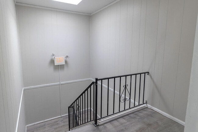 Building Photo - 3408 Balboa Ln