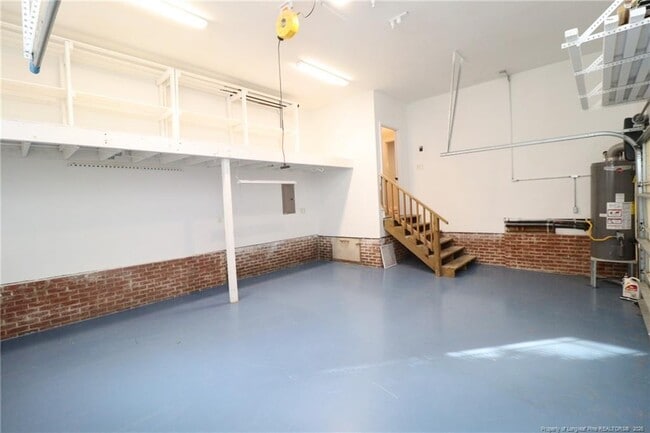 Building Photo - 214 Sylvia Ln